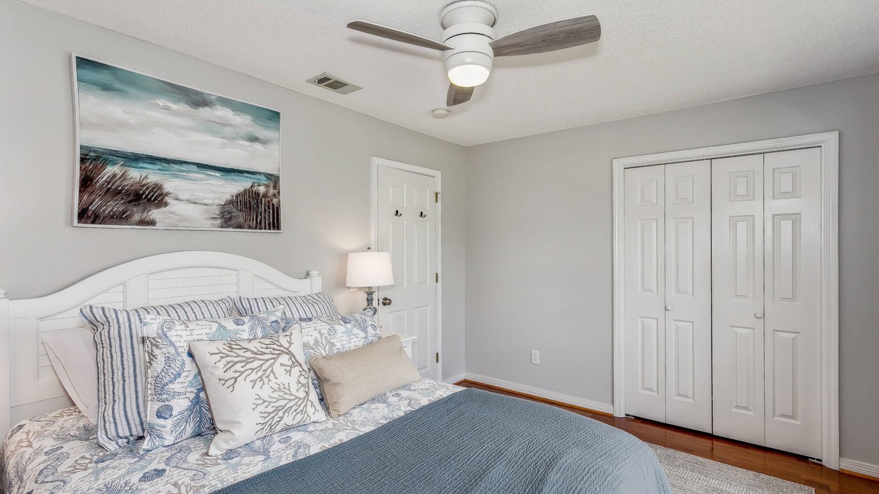 Photo of Bedroom in Ono Island