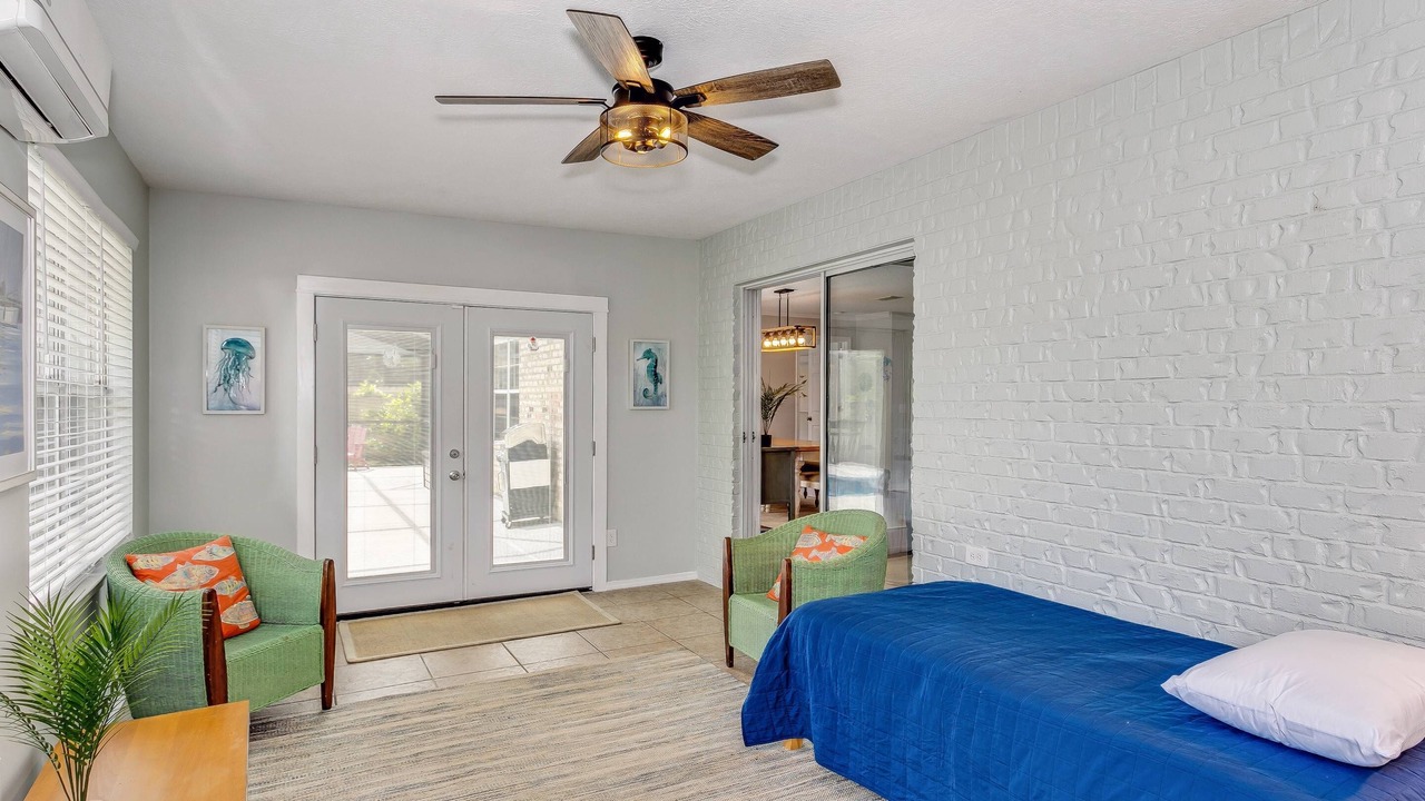 Photo of Bedroom in Ono Island