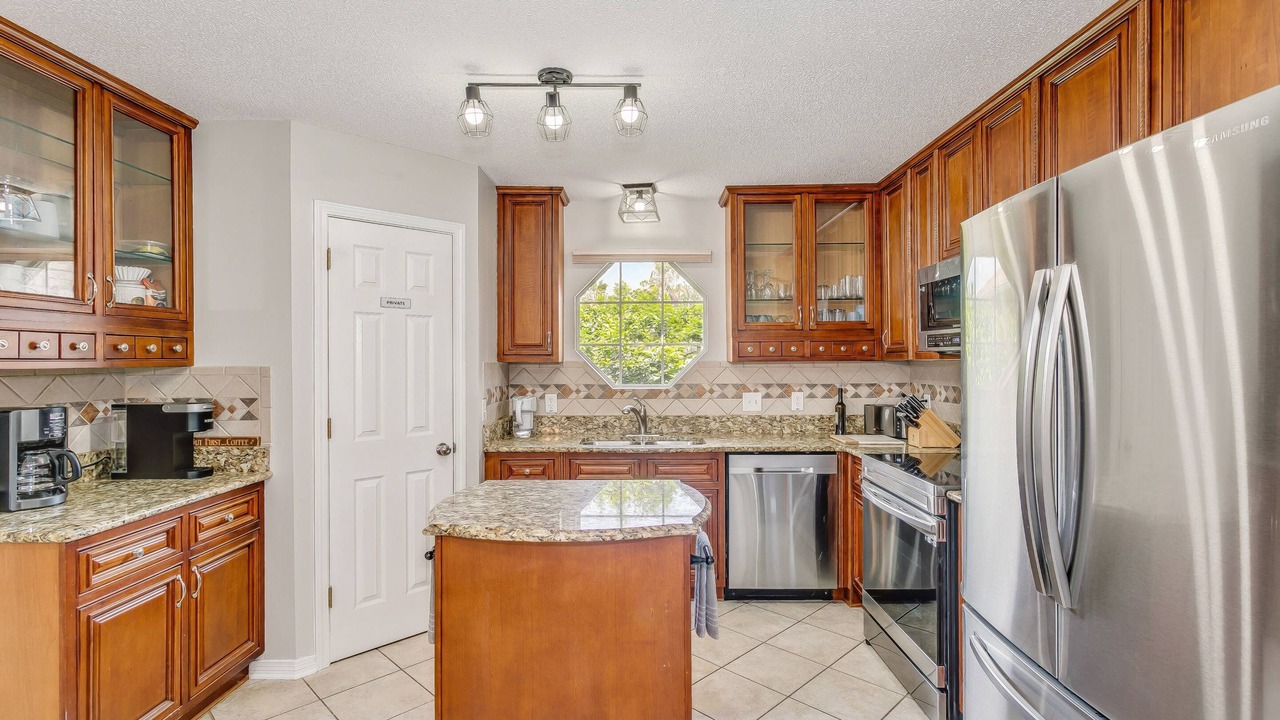 Photo of Kitchen in Ono Island