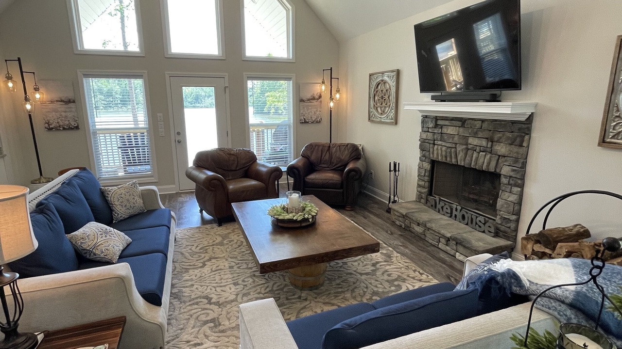 Photo of Livingroom in Jacksons' Gap