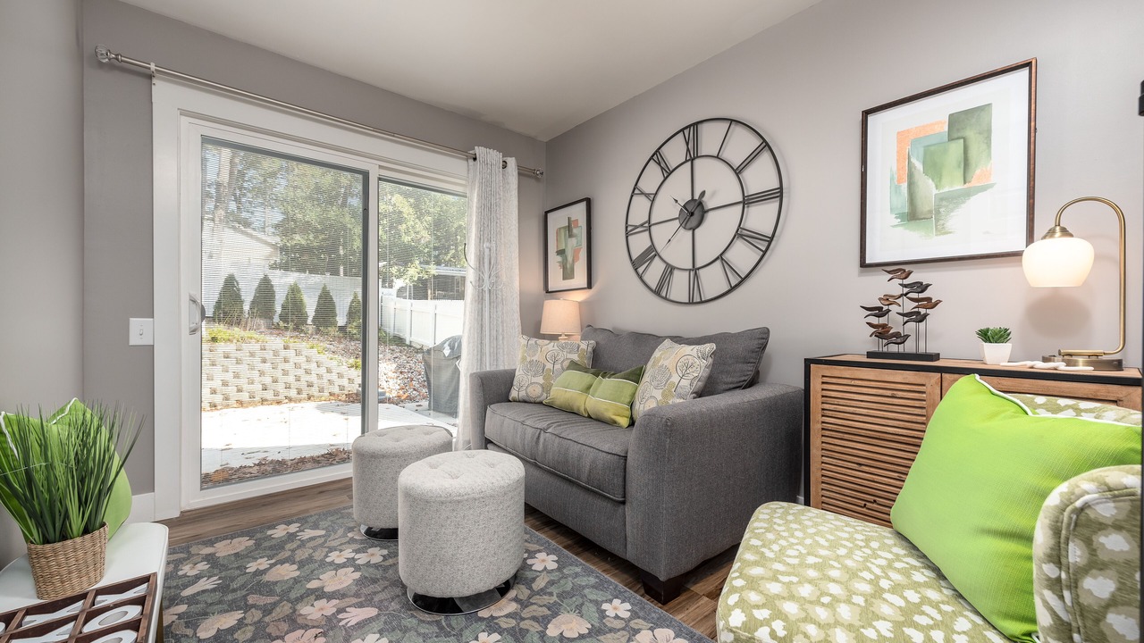 Photo of Livingroom in Harrison