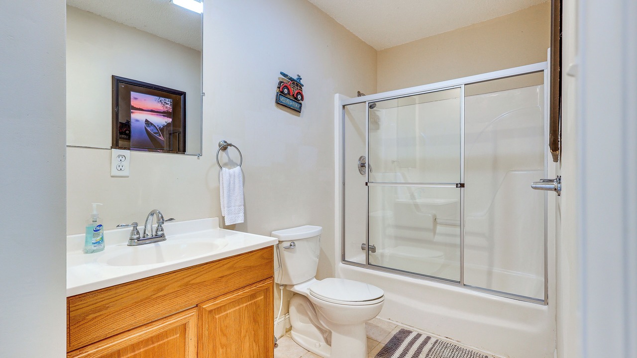 Photo of Bathroom in Double Springs