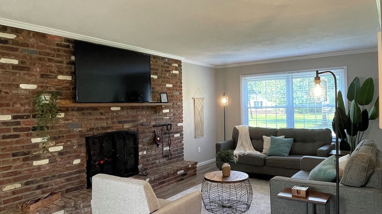 Photo of Livingroom in Bedford