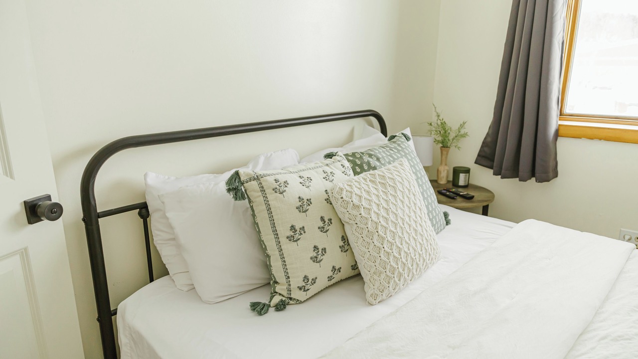 Photo of Bedroom in Houghton