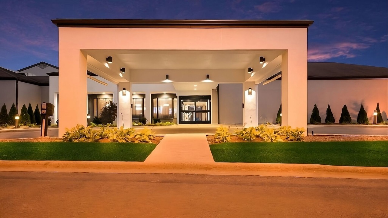 Photo of Outdoor in Auburn Hills