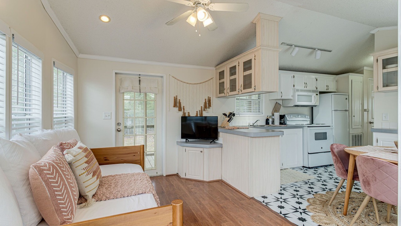 Photo of Livingroom in Monteagle