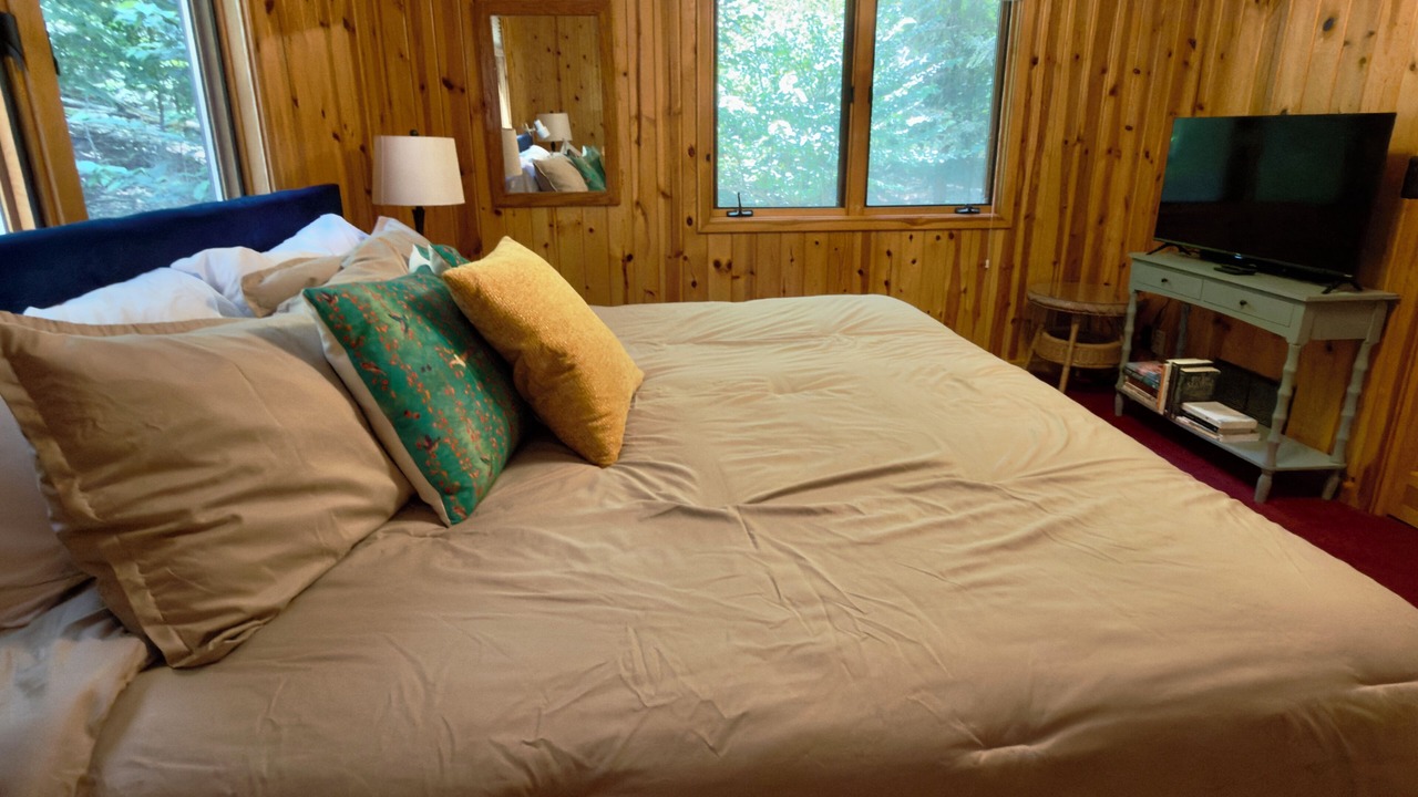 Photo of Bedroom in Frankfort