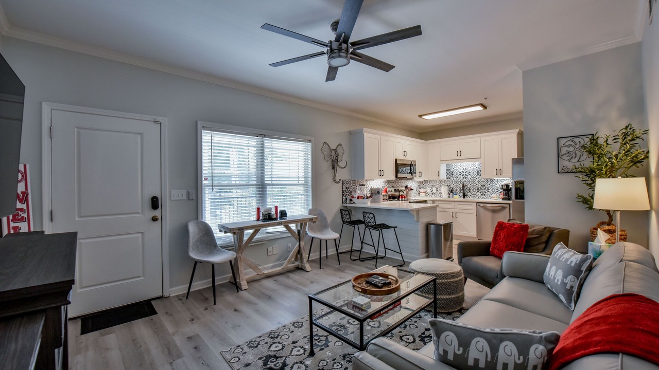 Photo of Livingroom in Tuscaloosa