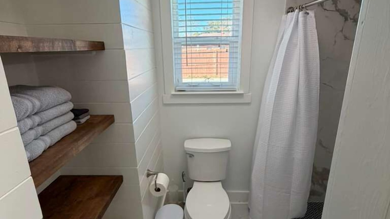 Photo of Bathroom in Northwest Pensacola