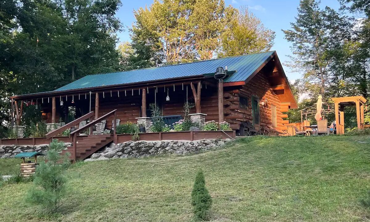 Photo of Outdoor in Branch