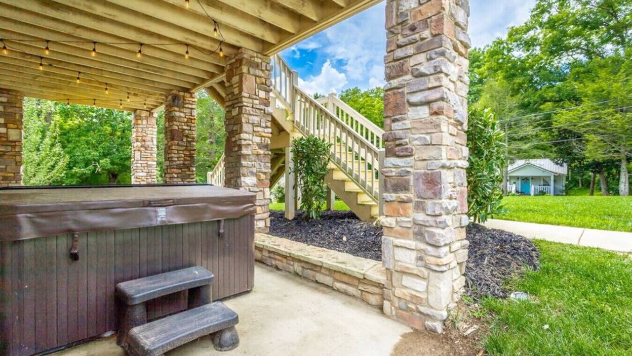 Photo of Patio Balcony in Lookout Mountain