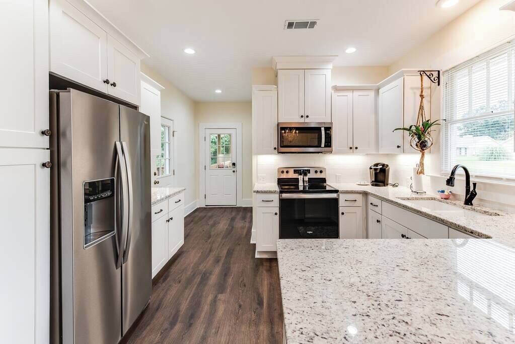 Photo of Kitchen in Taylorville