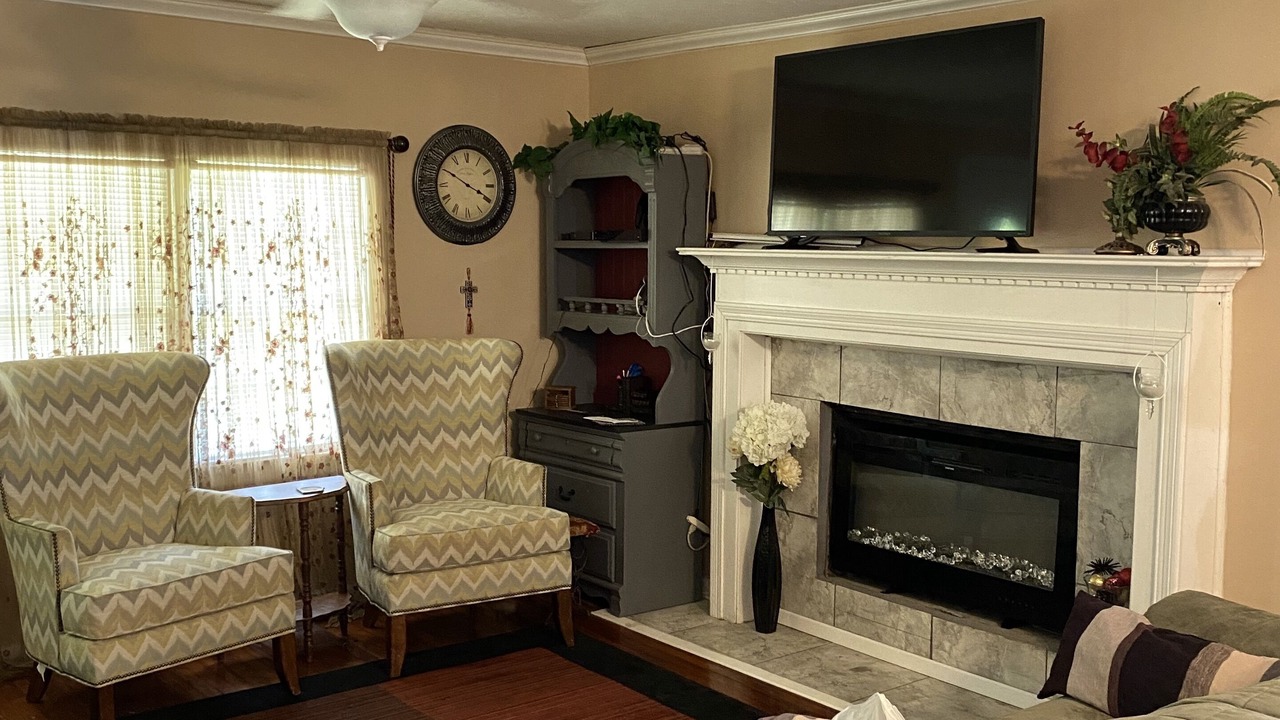 Photo of Livingroom in Cusseta