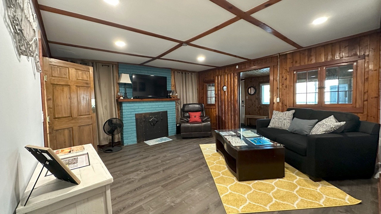Photo of Livingroom in Anchorville