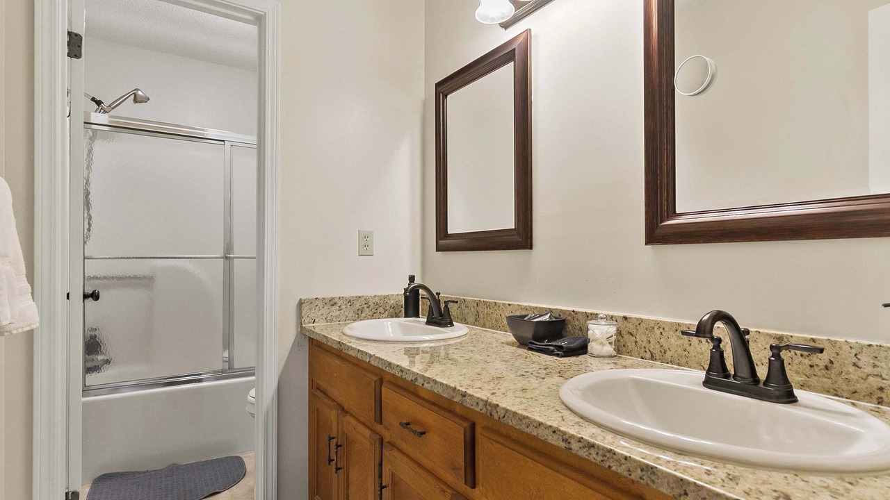 Photo of Bathroom in Tuscaloosa