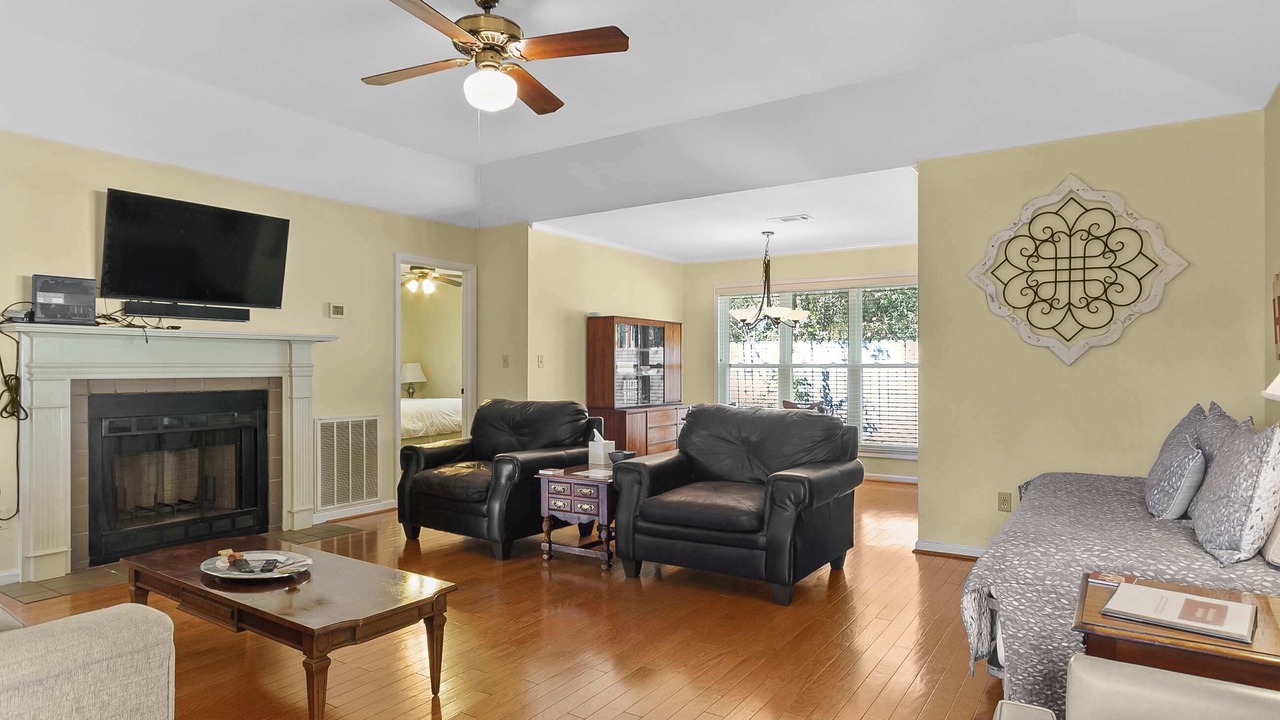 Photo of Livingroom in Tuscaloosa