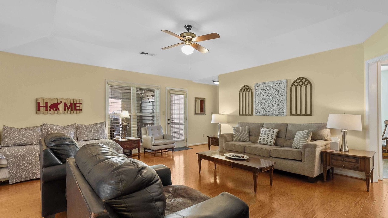 Photo of Livingroom in Tuscaloosa