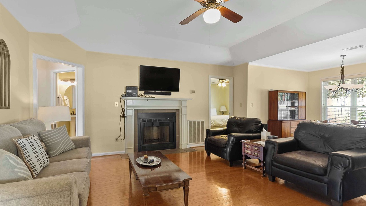 Photo of Livingroom in Tuscaloosa