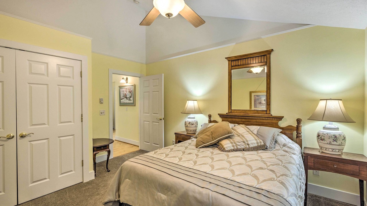 Photo of Bedroom in Frankfort