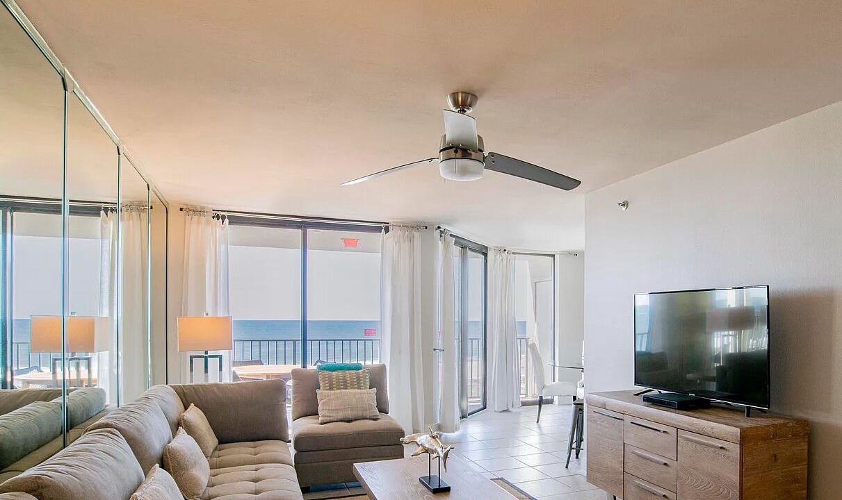 Photo of Livingroom in Orange Beach