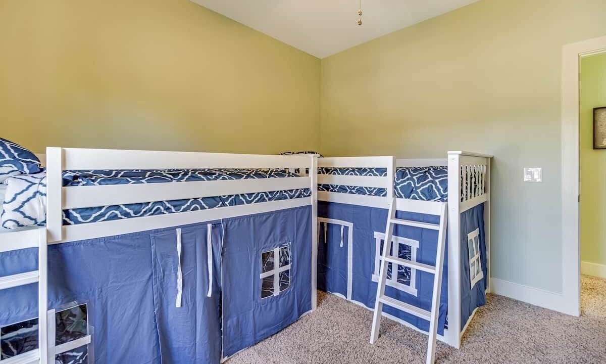 Photo of Bedroom in Old East Hill