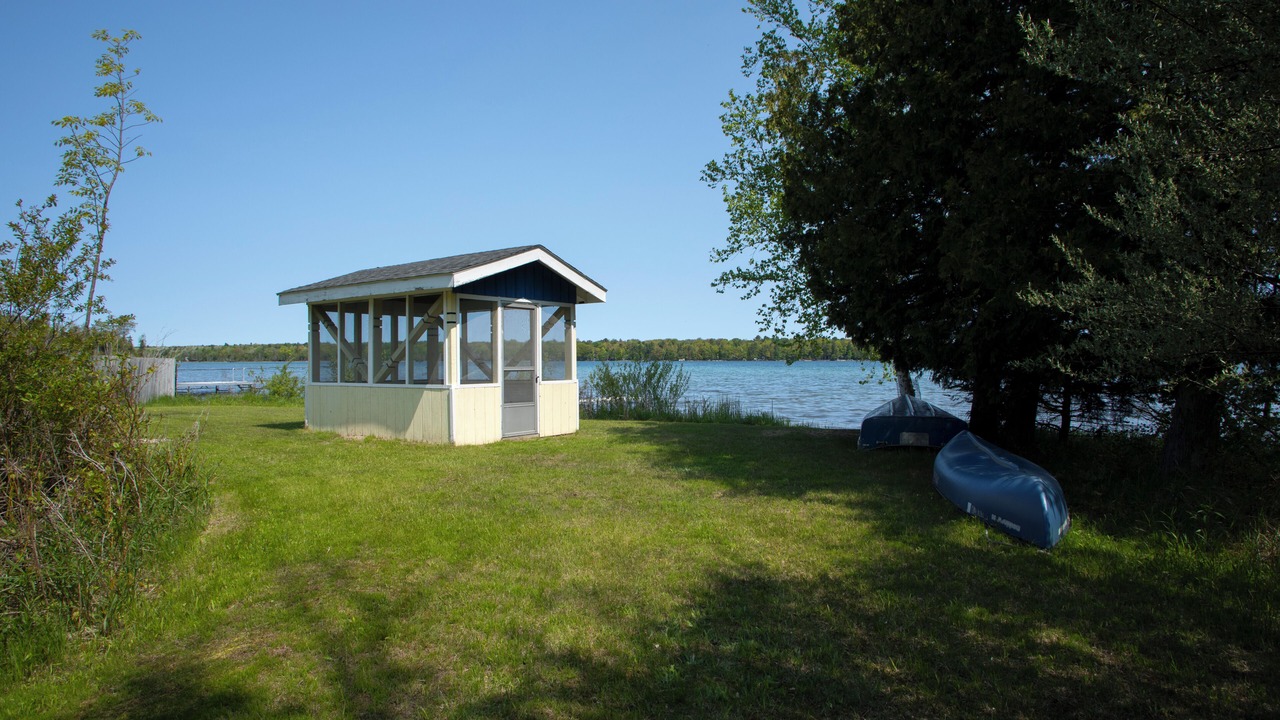 Photo of Outdoor in Maple City