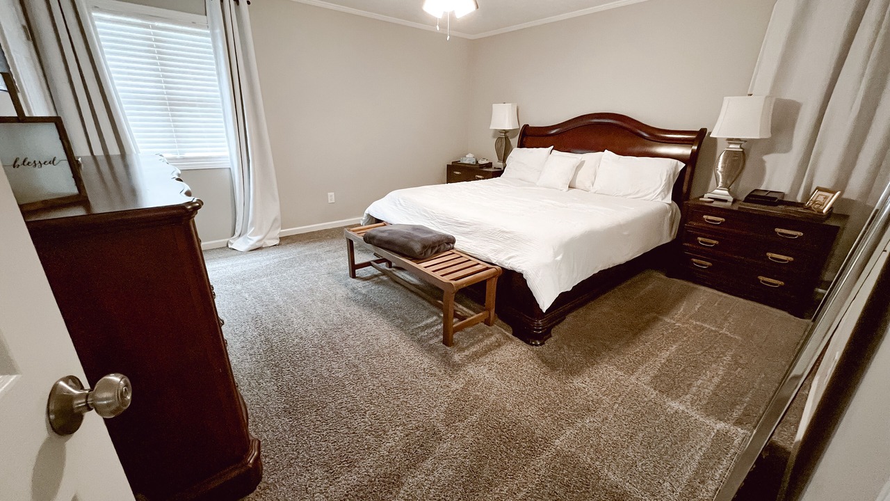 Photo of Bedroom in Town Center