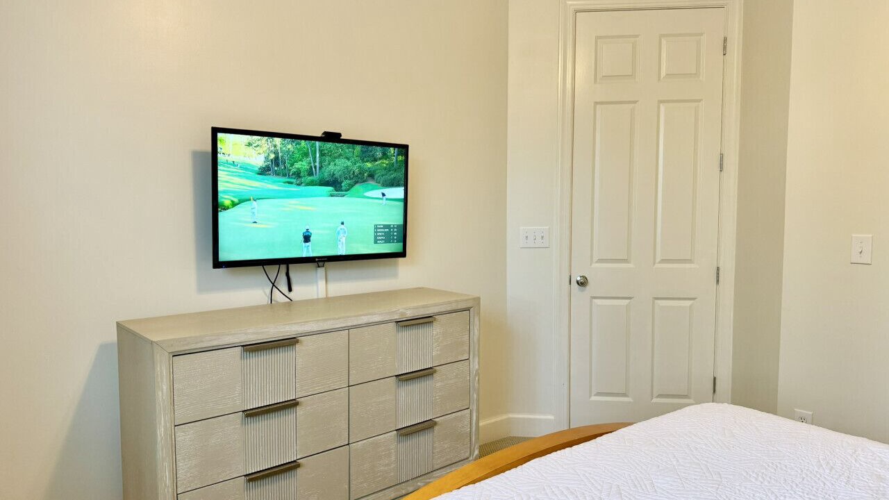 Photo of Bedroom in Gulf Shores