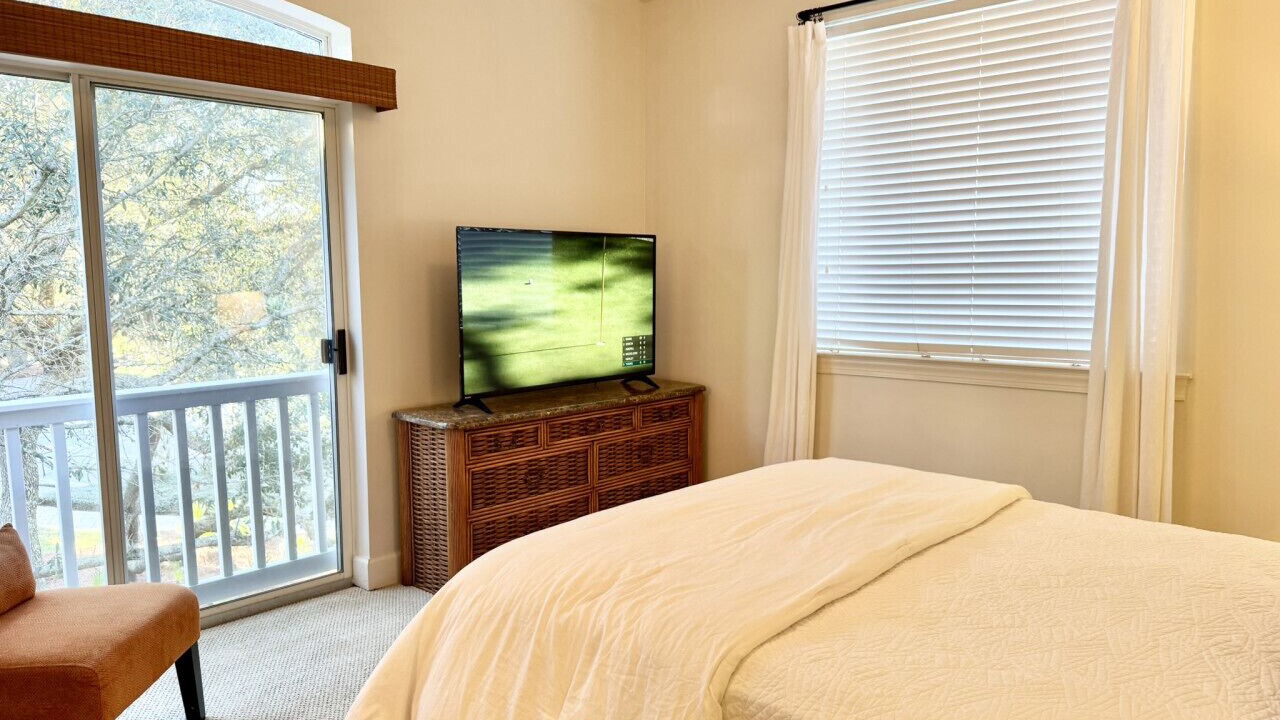 Photo of Bedroom in Gulf Shores