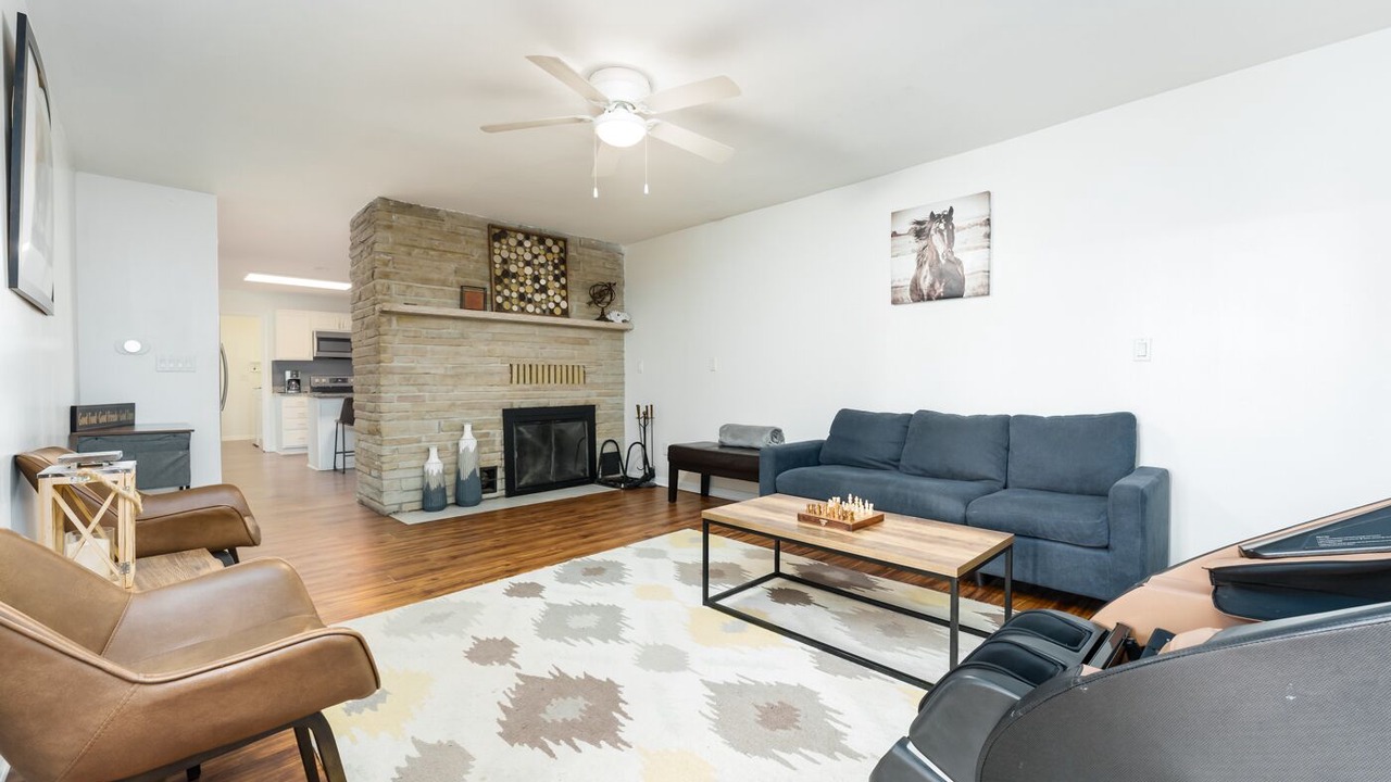 Photo of Livingroom in Bridgman