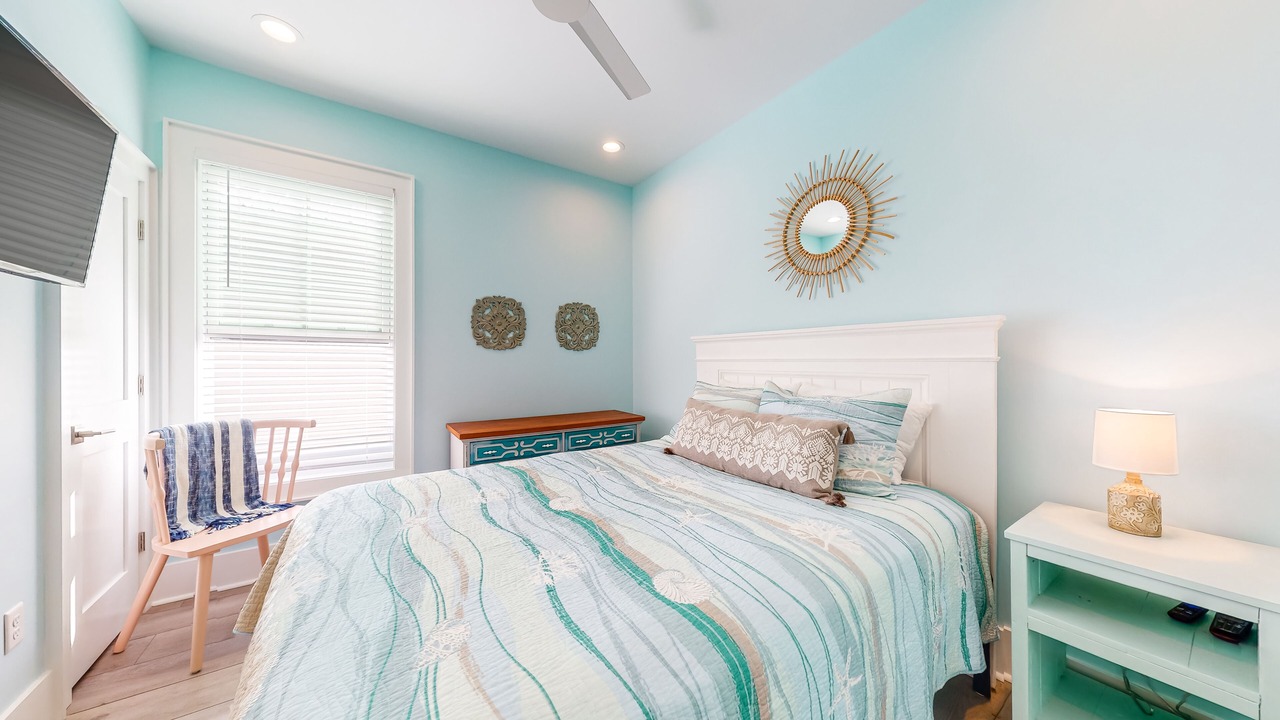Photo of Bedroom in Gulf Shores