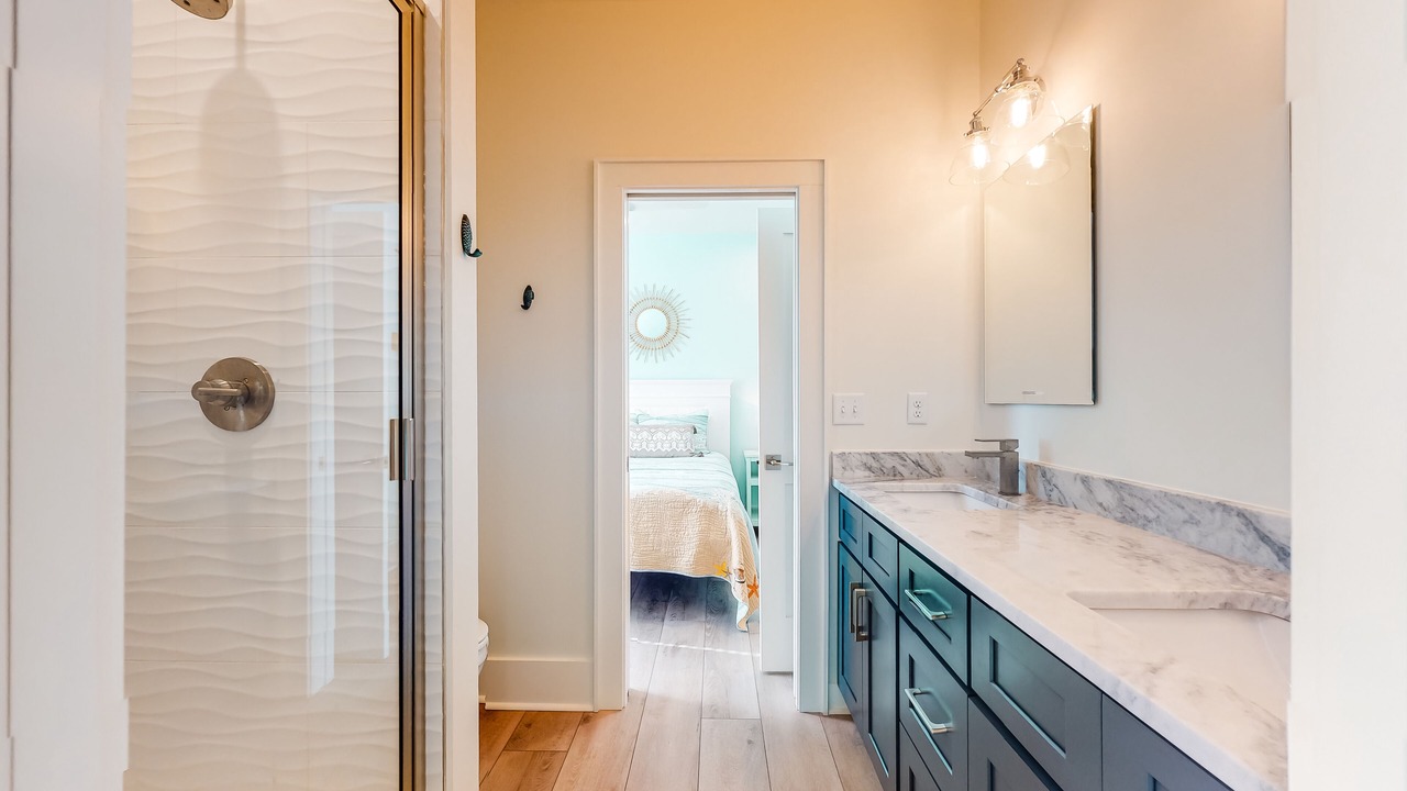 Photo of Bedroom in Gulf Shores