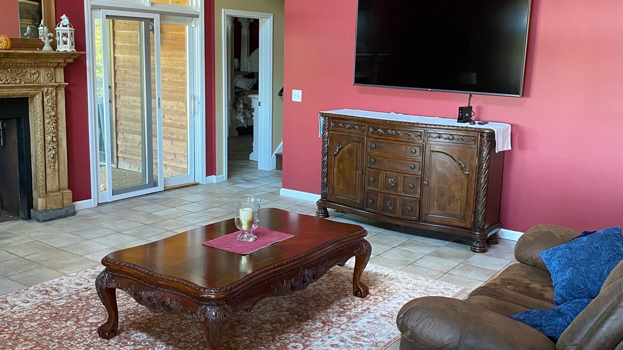 Photo of Livingroom in Wedowee