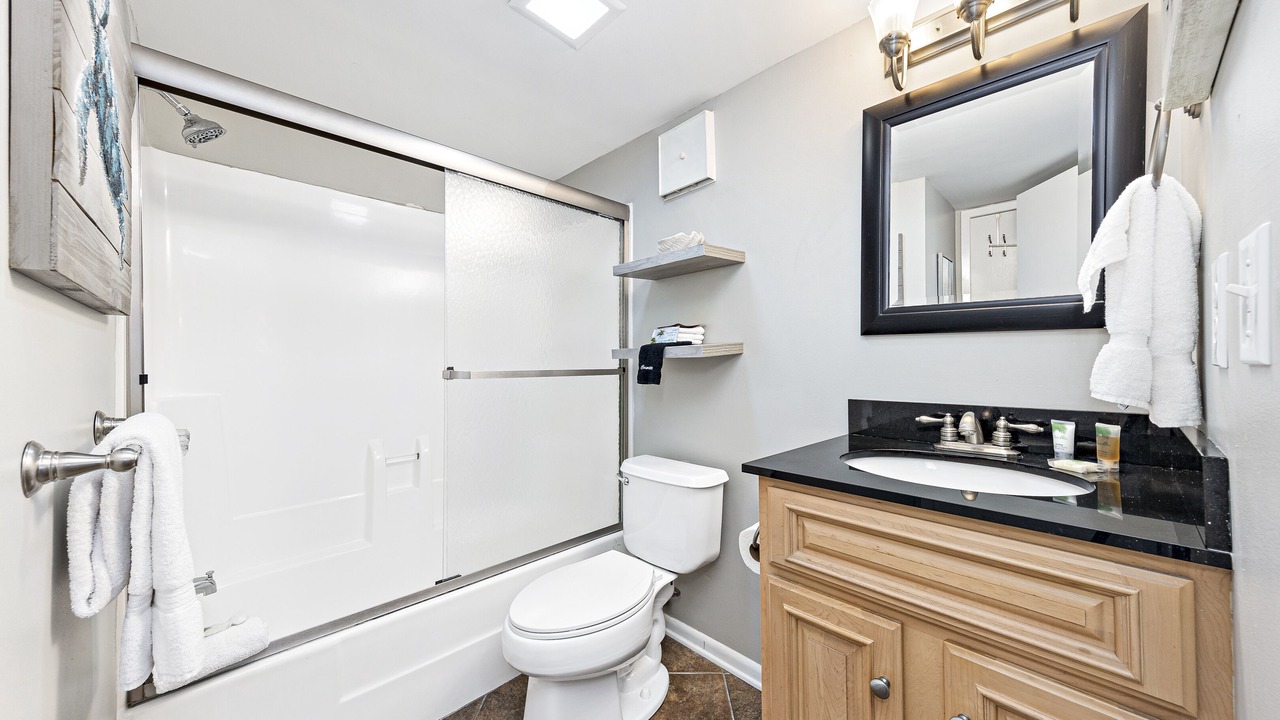 Photo of Bathroom in Ono Island