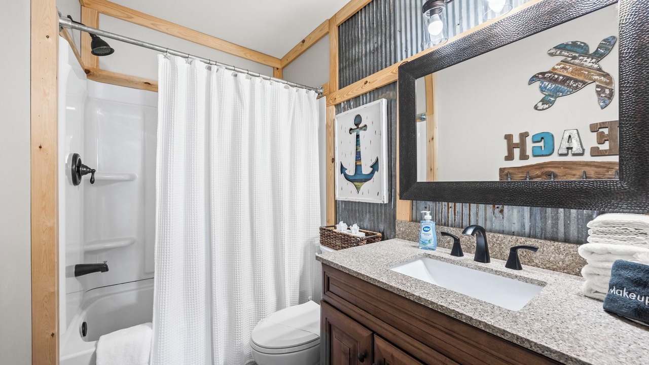 Photo of Bathroom in Gulf Shores