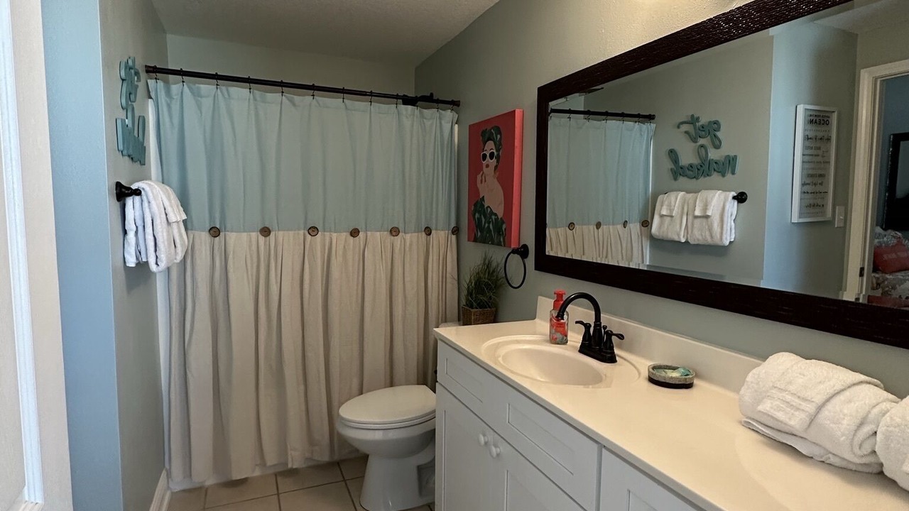 Photo of Bathroom in Gulf Shores