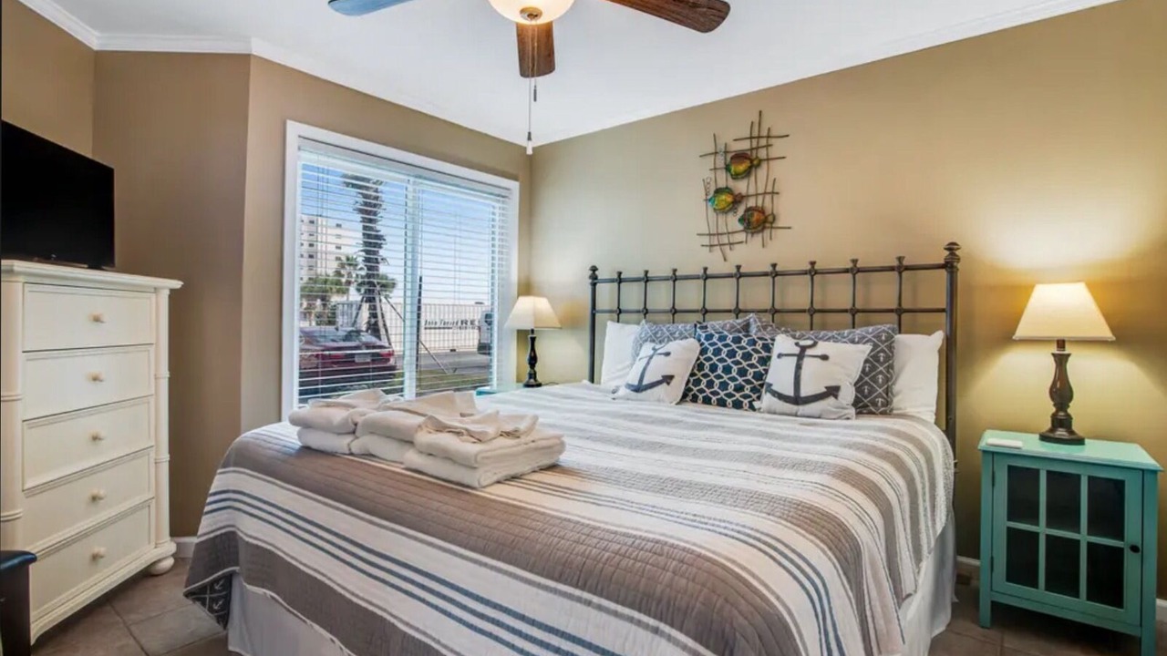 Photo of Bedroom in Fort Morgan