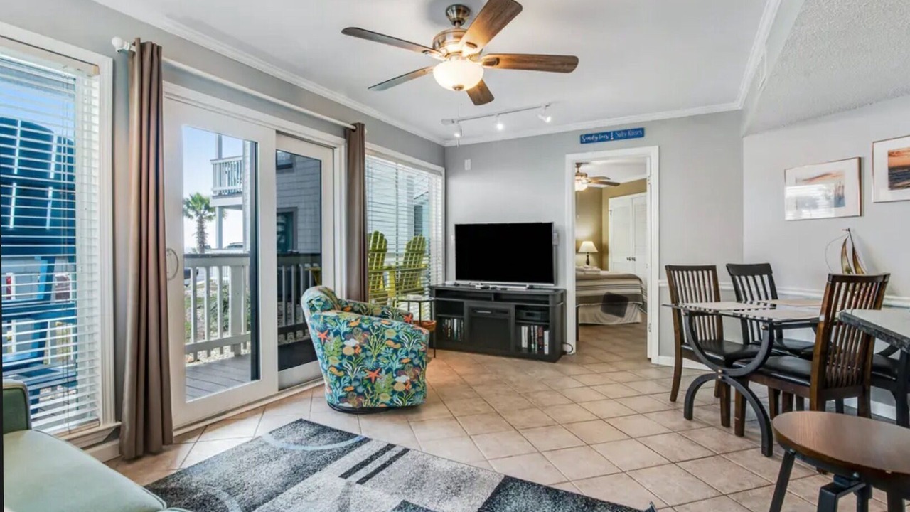 Photo of Livingroom in Fort Morgan