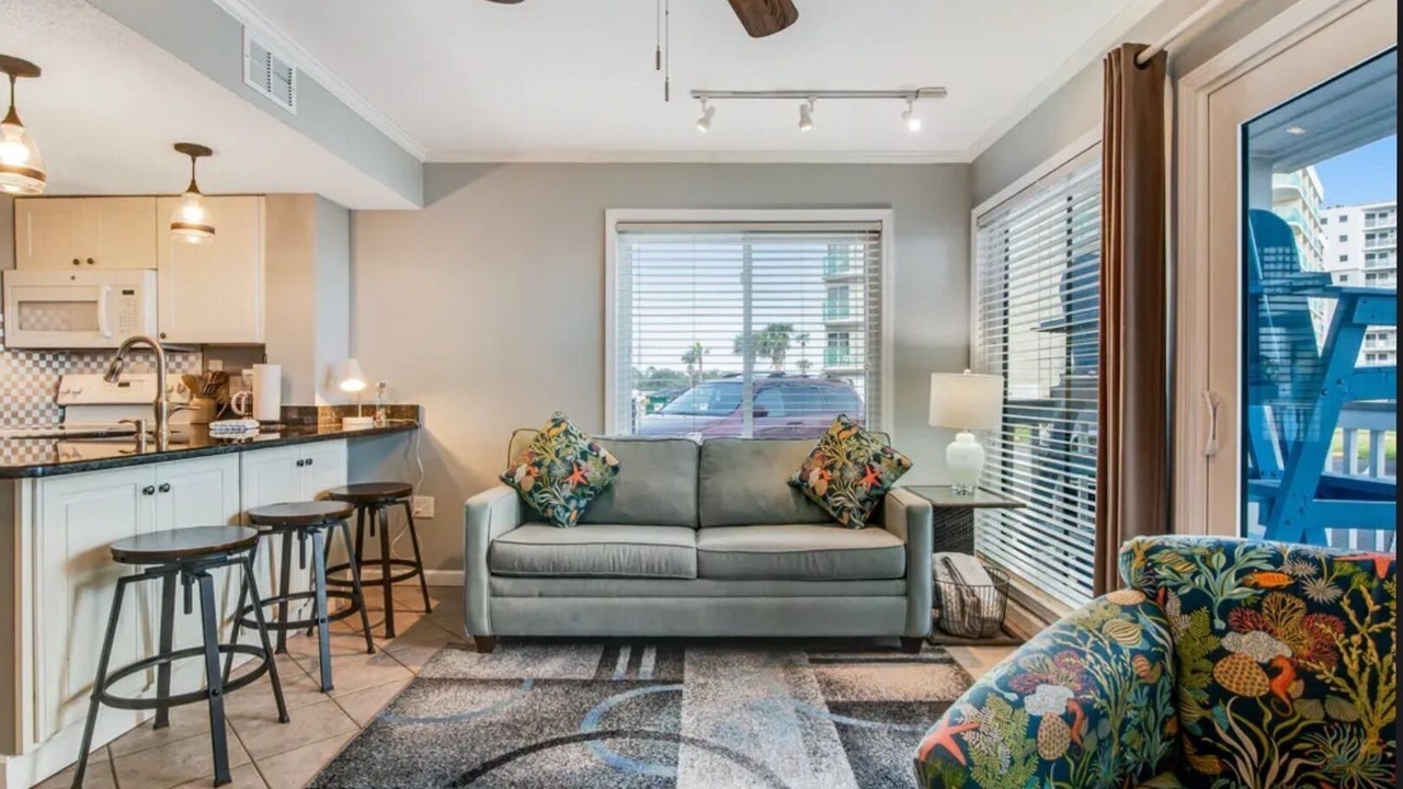 Photo of Livingroom in Fort Morgan