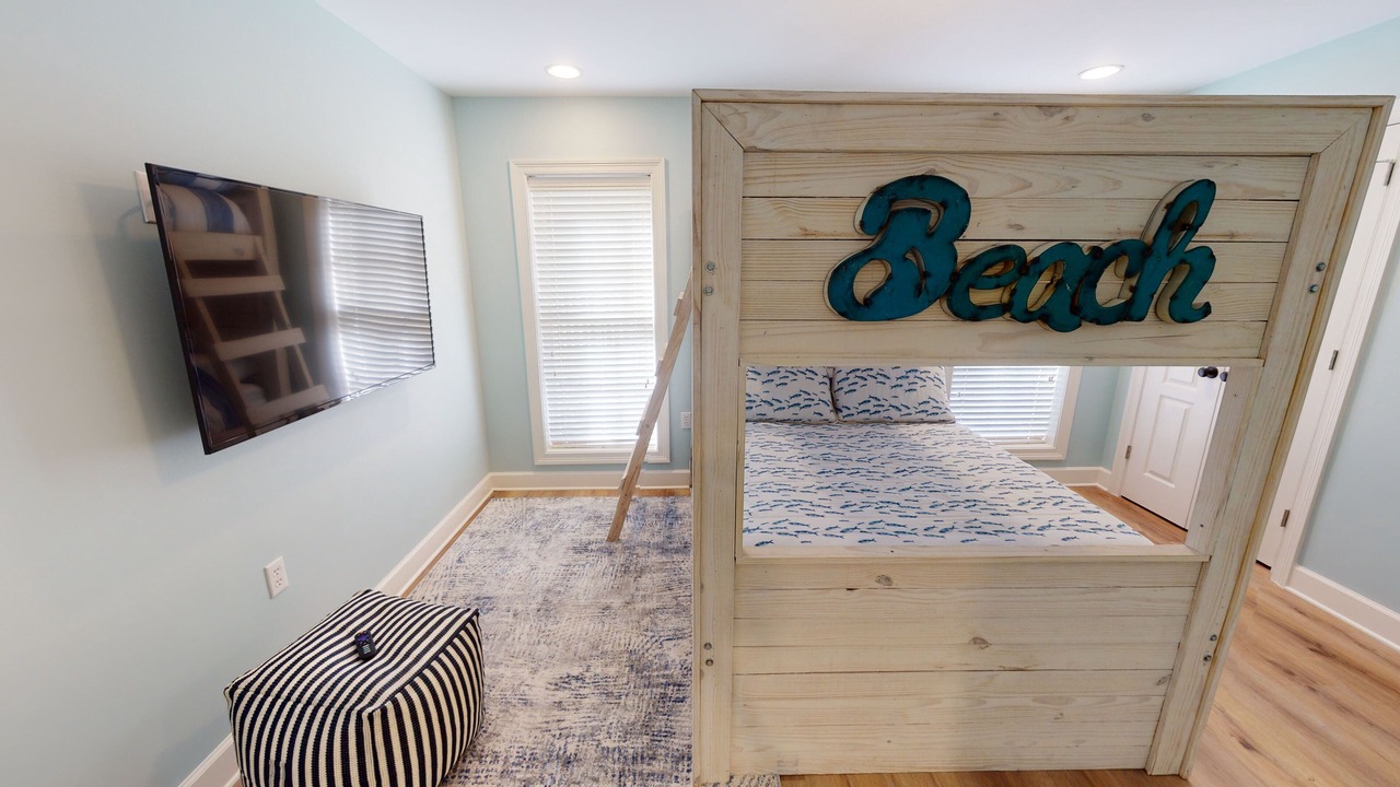 Photo of Bedroom in Orange Beach