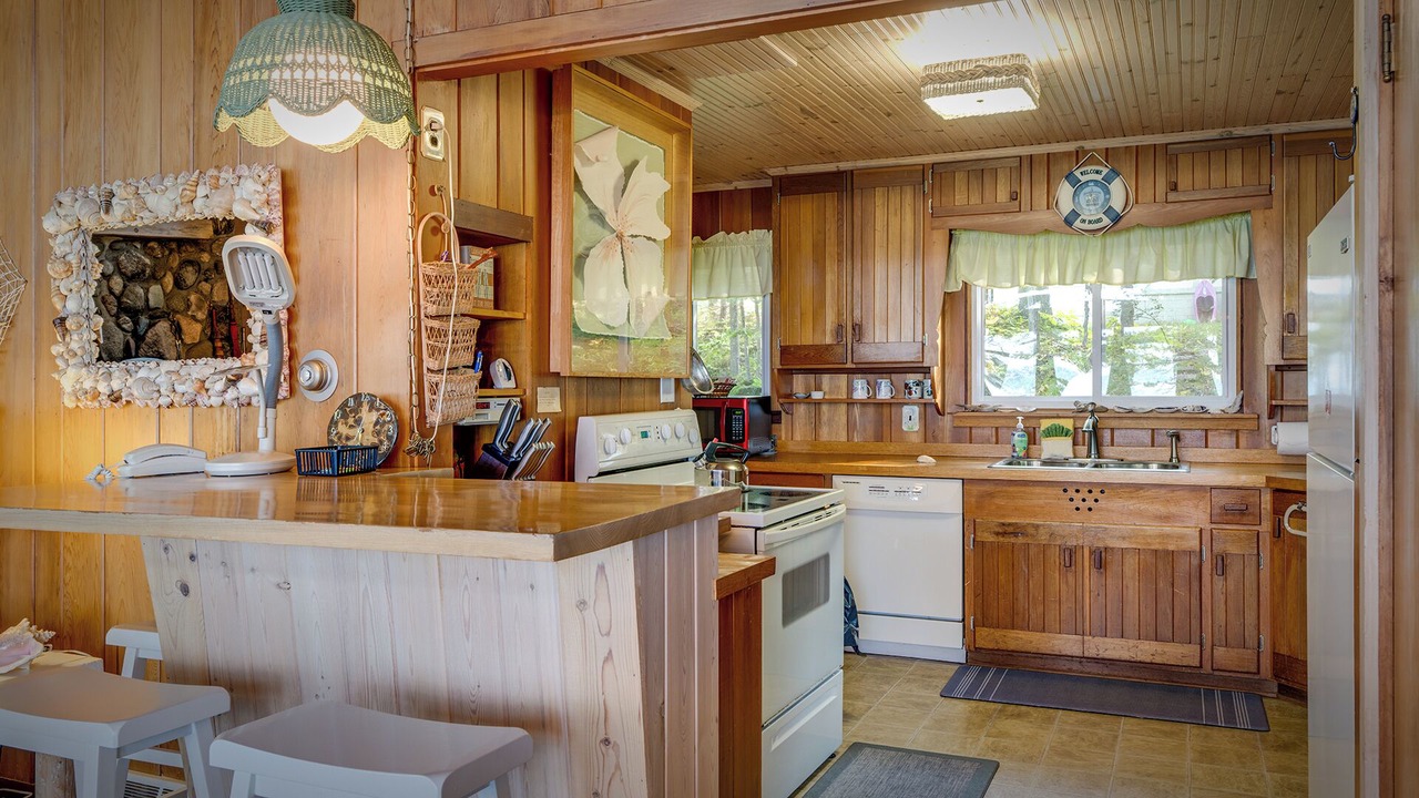 Photo of Kitchen in Harbor Springs