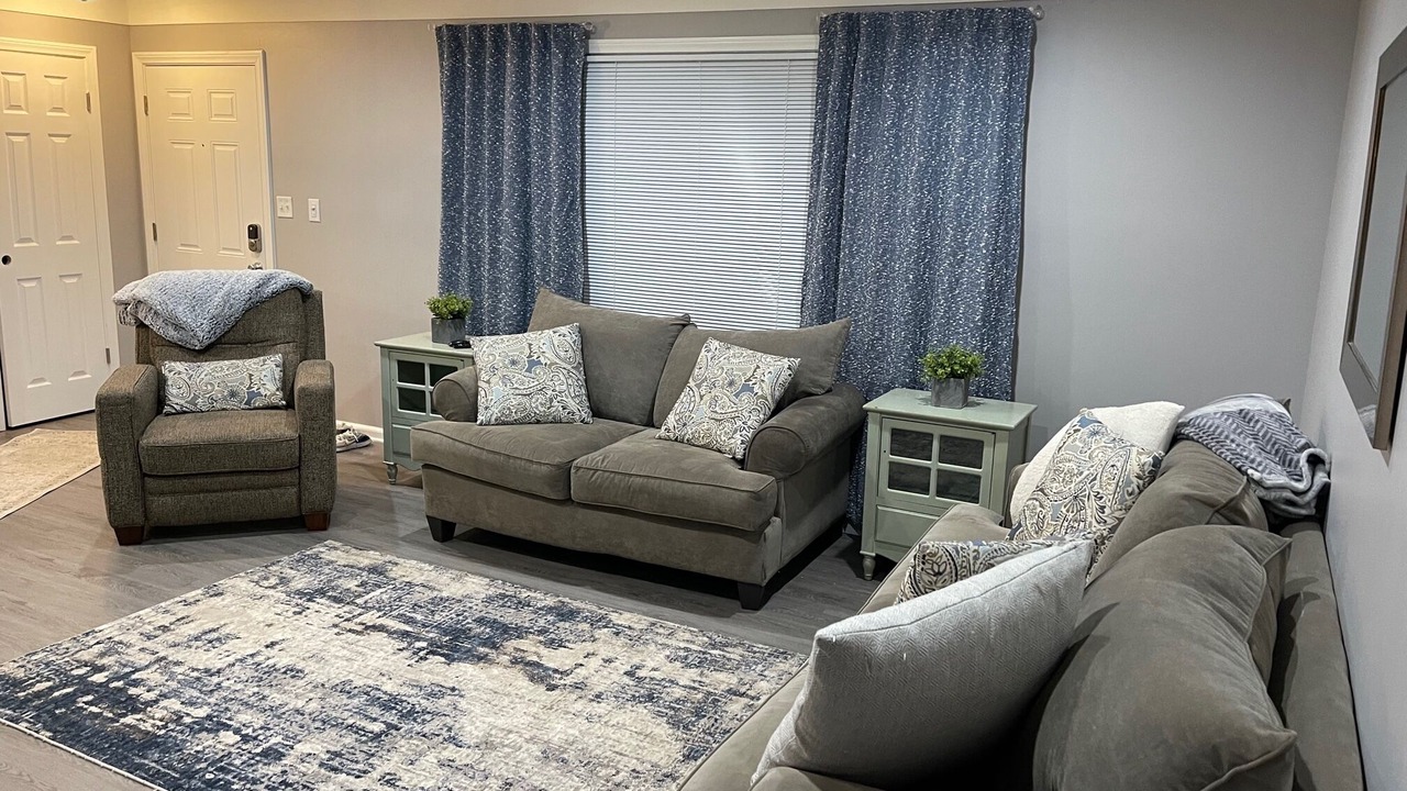 Photo of Livingroom in Lexington