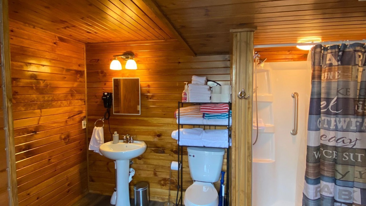 Photo of Bathroom in Fulton