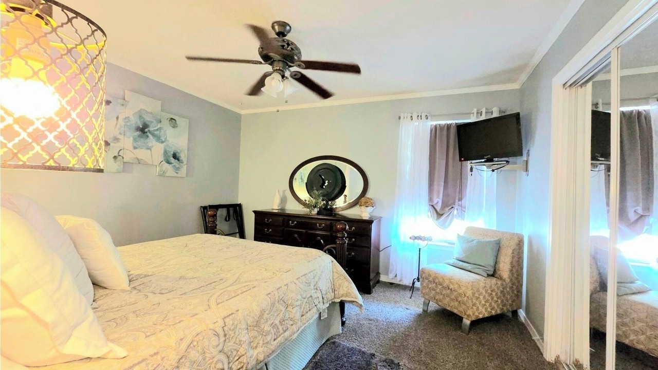Photo of Bedroom in Daphne