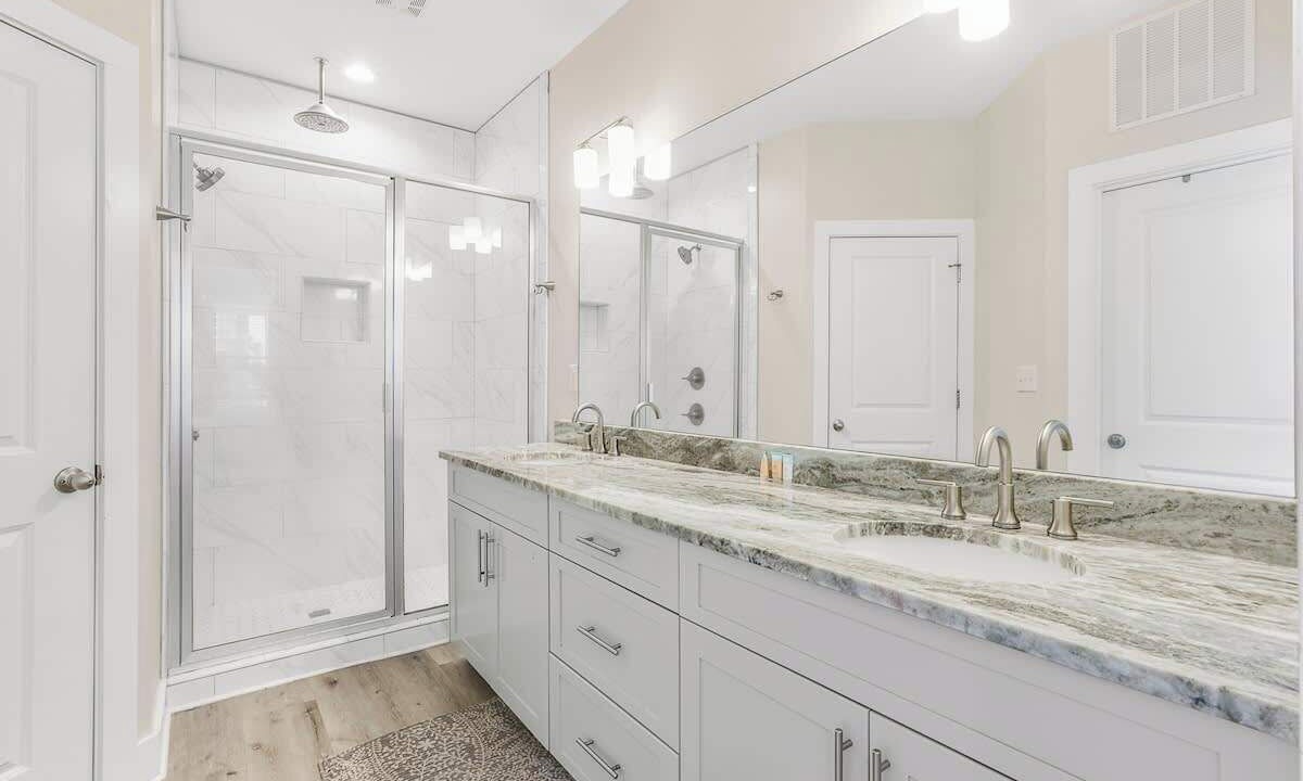 Photo of Bathroom in Orange Beach