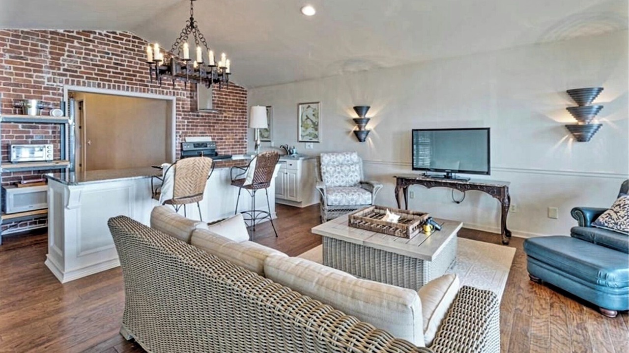 Photo of Livingroom in Eufaula