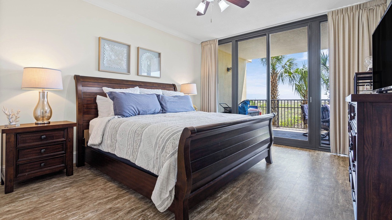 Photo of Bedroom in Dauphin Island