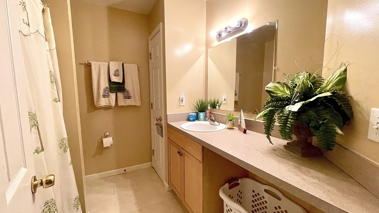 Photo of Bathroom in Anchor Bay Harbor