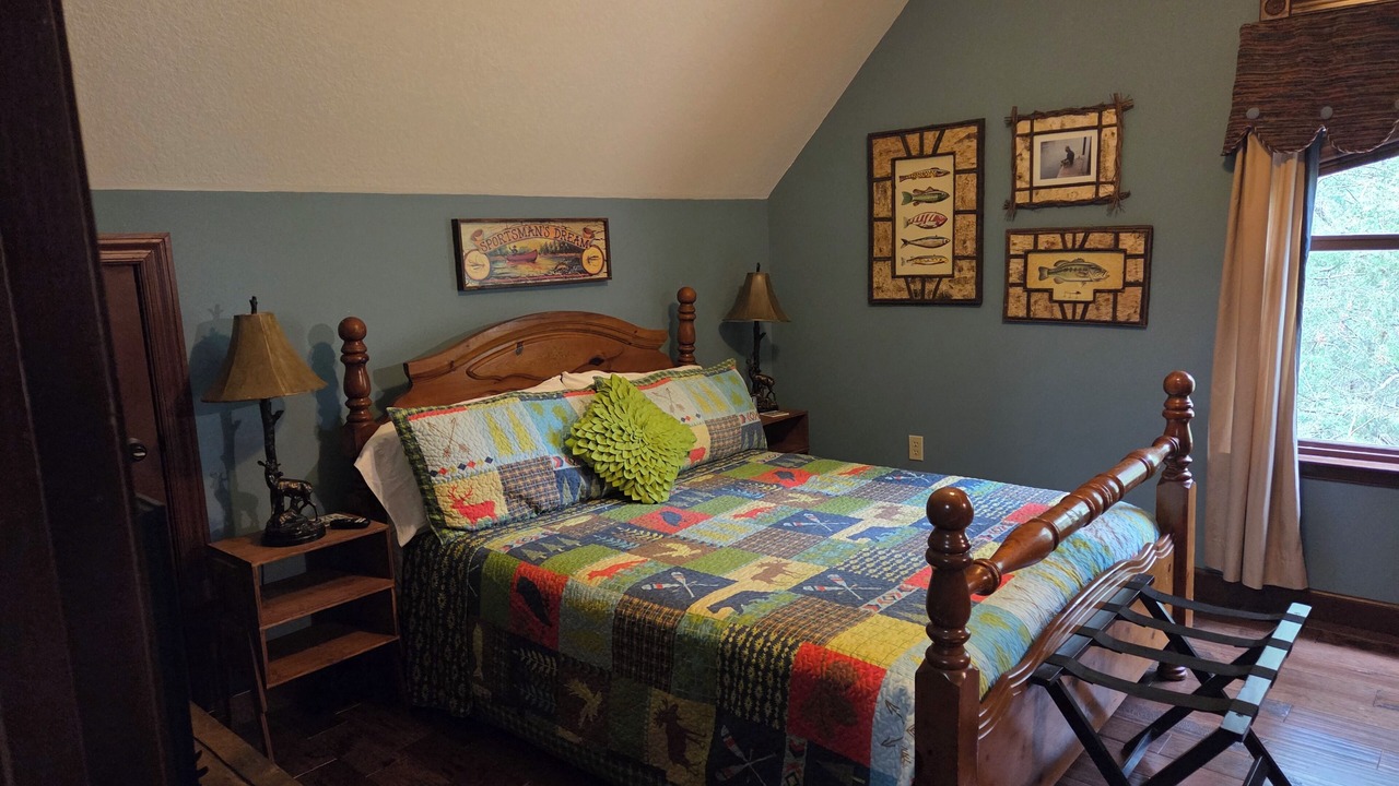 Photo of Bedroom in Cedar Bluff