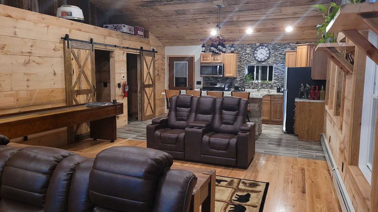 Photo of Livingroom in Copper Harbor